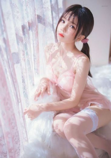 水蜜桃免费观看